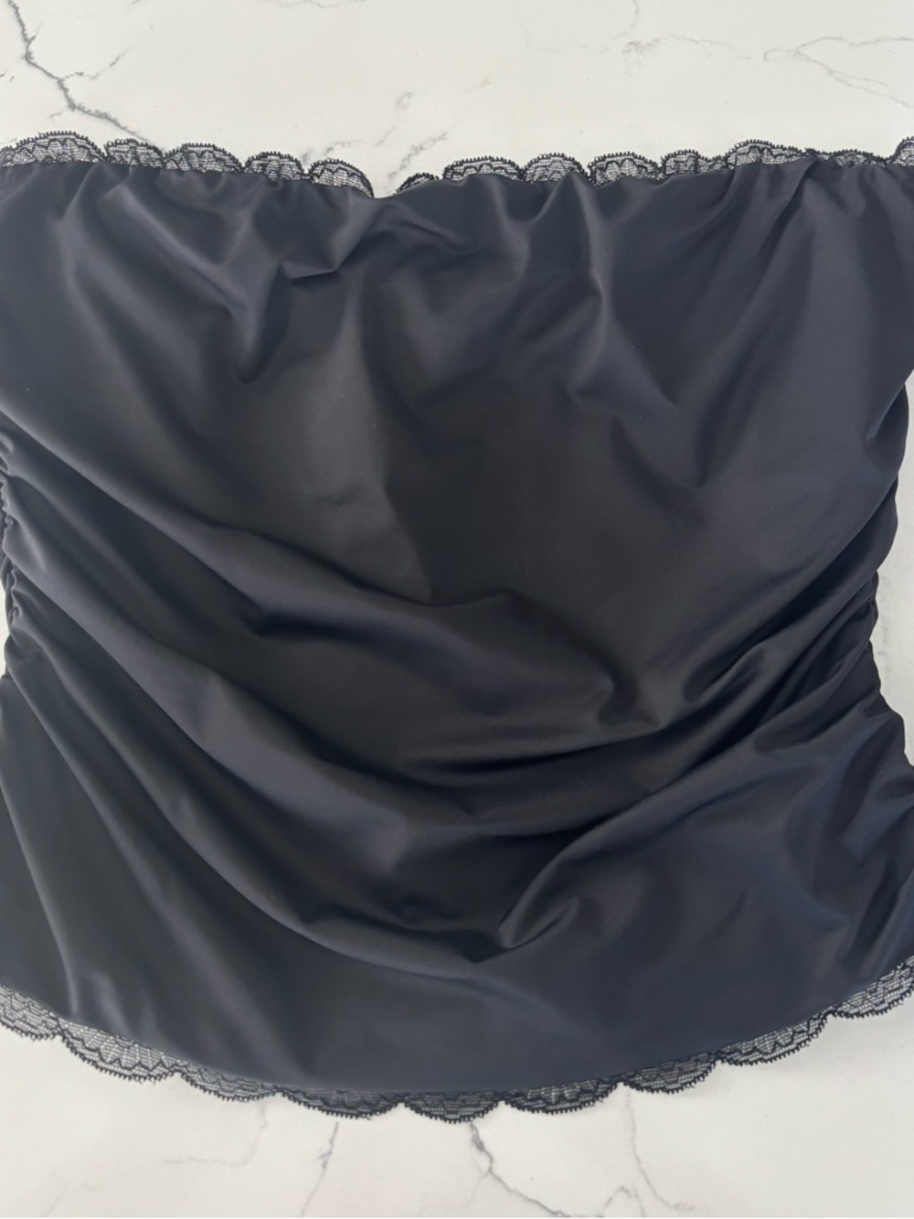 Black Lace Trim Satin Tube Yop